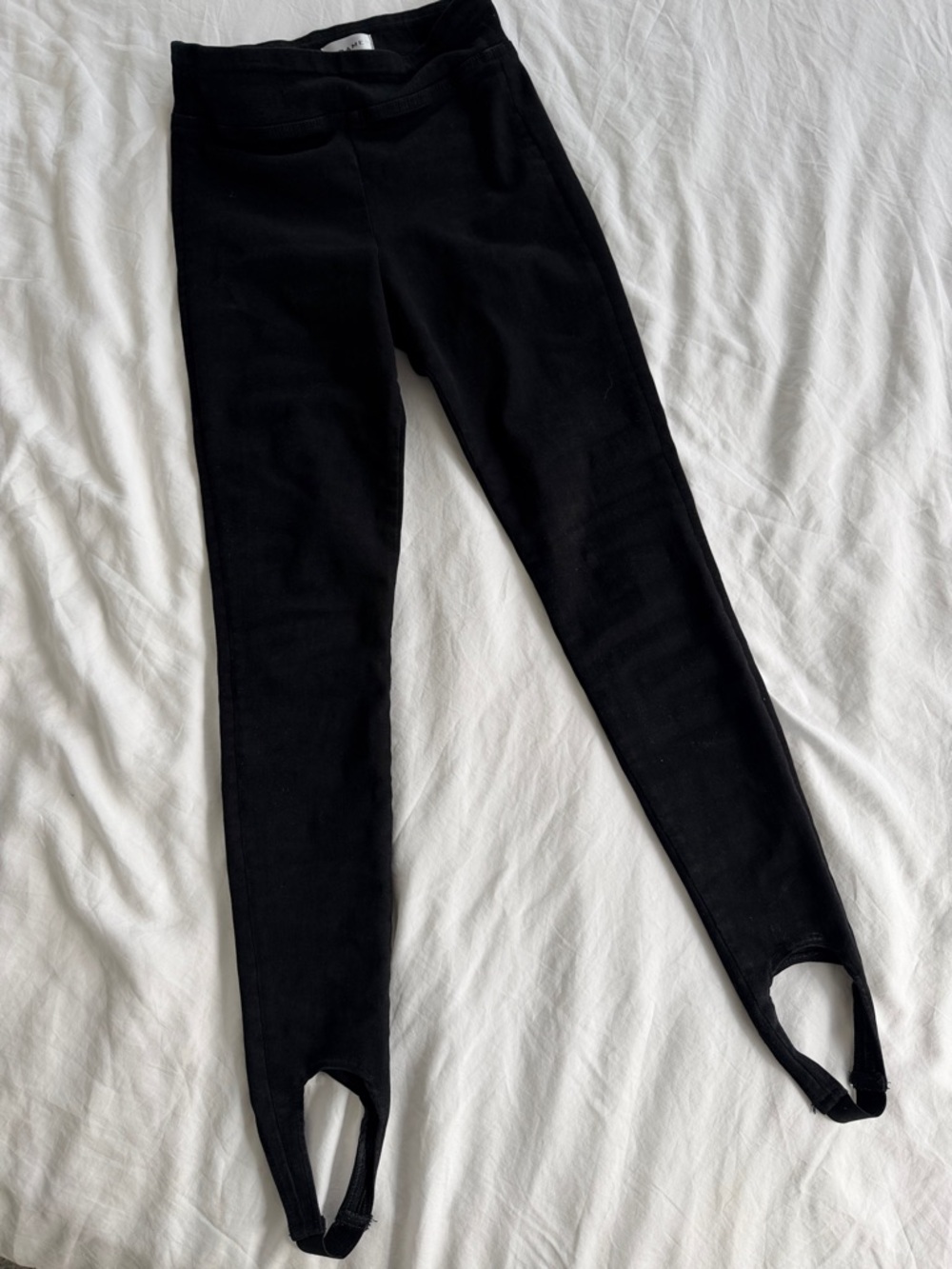 FRAME Jet Set Stirrup Leggings  Black